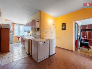 Prodej bytu 3+1, Sokolov, Švabinského, 82 m2