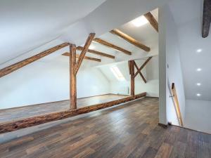 Pronájem bytu 2+kk, Chomutov, Lipská, 70 m2
