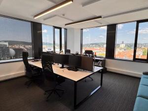 Pronájem kanceláře, Brno, Šumavská, 216 m2