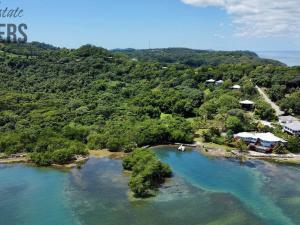 Prodej chaty, Coxen Hole, Roatán, Honduras, 464 m2