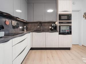Prodej bytu 2+kk, Hradec Králové - Kukleny, Pálenecká, 68 m2