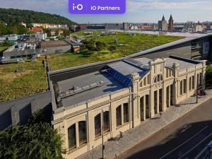 Pronájem kanceláře, Praha - Smíchov, Plzeňská, 446 m2