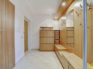 Prodej bytu 4+kk, Holešov, Pivovarská, 128 m2