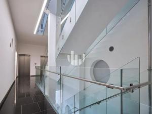 Pronájem kanceláře, Praha - Smíchov, Radlická, 469 m2