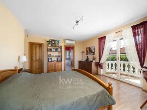 Prodej rodinného domu, Horoměřice, Za Špejcharem, 458 m2