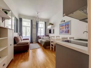 Prodej bytu 1+kk, Praha - Vinohrady, Záhřebská, 28 m2