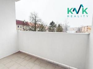 Prodej bytu 4+1, Karlovy Vary, Vodárenská, 100 m2