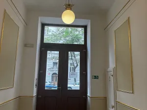 Pronájem bytu 1+kk, Praha - Vinohrady, Korunní, 39 m2