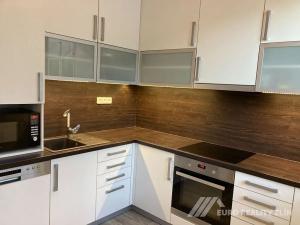 Pronájem bytu 3+1, Zlín, Křiby, 65 m2