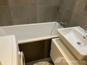 Pronájem bytu 3+1, Zlín, Křiby, 65 m2