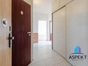 Pronájem bytu 2+1, Praha - Kamýk, Zdislavická, 54 m2