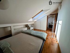 Prodej bytu 2+kk, Brno, Soudní, 49 m2