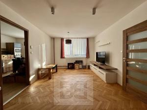 Pronájem bytu 2+1, Rousínov, V Sídlišti, 61 m2
