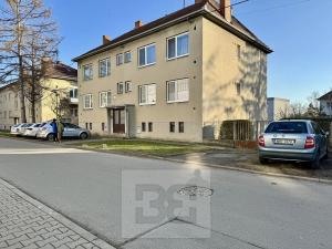 Pronájem bytu 2+1, Rousínov, V Sídlišti, 61 m2