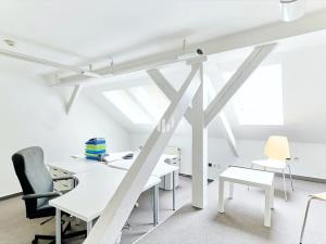 Pronájem kanceláře, Praha - Nové Město, Revoluční, 102 m2