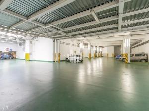 Pronájem kanceláře, Praha - Karlín, Sokolovská, 116 m2