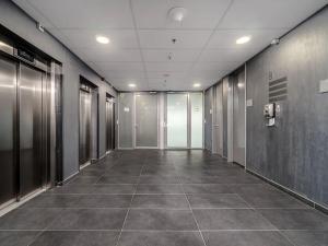 Pronájem kanceláře, Praha - Prosek, Prosecká, 300 m2
