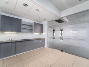 Pronájem kanceláře, Praha - Prosek, Prosecká, 1106 m2