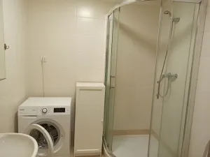 Pronájem bytu 1+kk, Praha - Zličín, Sazovická, 35 m2