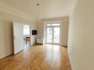 Pronájem bytu 1+1, Praha - Břevnov, Patočkova, 40 m2
