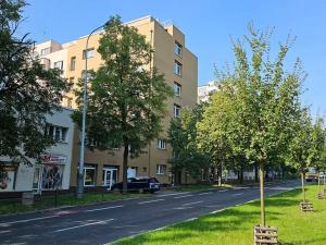 Pronájem bytu 1+1, Praha - Břevnov, Patočkova, 40 m2