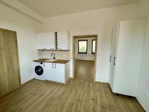 Pronájem bytu 1+1, Kunovice, 50 m2