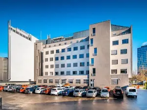 Pronájem kanceláře, Brno, Veveří, 221 m2