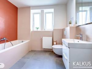 Pronájem bytu 2+1, Hradec Králové, Labská kotlina, 55 m2