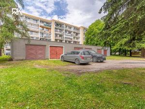Prodej bytu 3+kk, Králův Dvůr, Pod Hájem, 66 m2