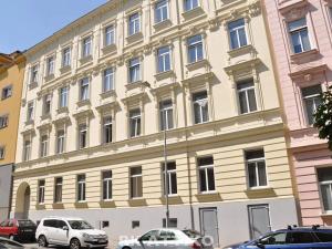 Pronájem atypického bytu, Brno, Ptašínského, 91 m2