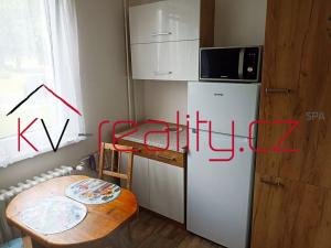 Prodej bytu 1+1, Hroznětín, Sídliště, 37 m2