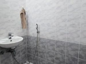 Pronájem bytu 3+kk, Praha - Kobylisy, Šimůnkova, 100 m2