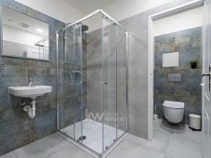 Pronájem kanceláře, Praha - Bubeneč, Jaselská, 250 m2