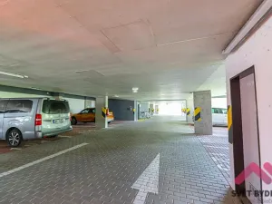 Pronájem bytu 4+kk, Praha - Střížkov, Makedonská, 110 m2
