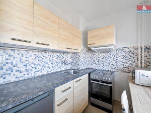 Prodej bytu 1+kk, Hradec Králové - Třebeš, Urxova, 29 m2
