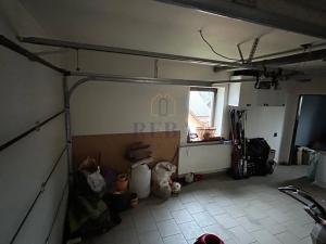 Prodej rodinného domu, Pila, 218 m2