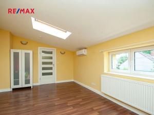 Prodej rodinného domu, Záryby, 165 m2