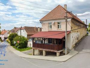 Prodej rodinného domu, Střemy, 410 m2