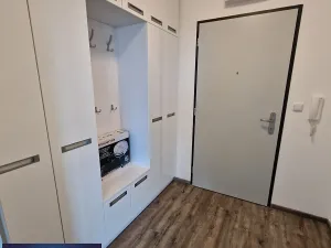Pronájem kanceláře, Brno, třída Generála Píky, 31 m2