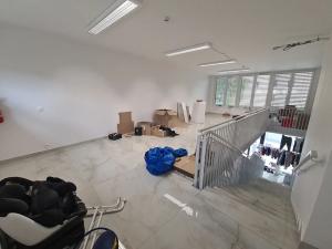 Pronájem obchodního prostoru, Praha - Libeň, Červená báň, 100 m2