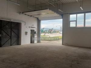 Pronájem skladu, Holubice, 320 m2