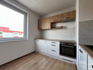 Prodej bytu 4+kk, Praha - Černý Most, Kpt. Stránského, 66 m2
