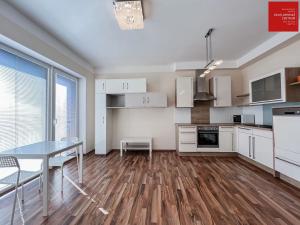 Prodej bytu 2+kk, Mariánské Lázně, Dvořákova, 57 m2