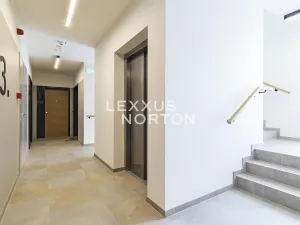 Pronájem bytu 2+kk, Praha - Holešovice, U průhonu, 51 m2