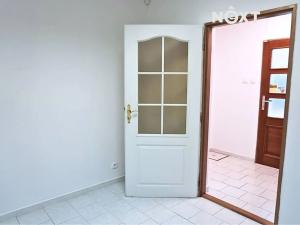Pronájem obchodního prostoru, Nymburk, Velké Valy, 54 m2
