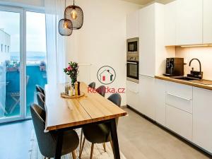 Prodej bytu 3+kk, Hořovice, U Školky, 80 m2