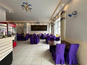 Pronájem restaurace, Praha - Břevnov, Bělohorská, 125 m2