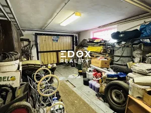 Prodej rodinného domu, Mukařov, Na Budech, 250 m2
