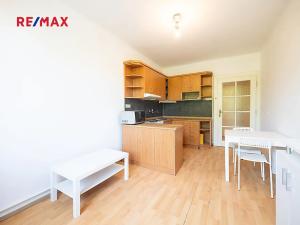 Pronájem bytu 2+kk, Praha - Strašnice, Kralická, 38 m2