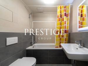 Pronájem bytu 2+kk, Praha - Karlín, Nekvasilova, 67 m2